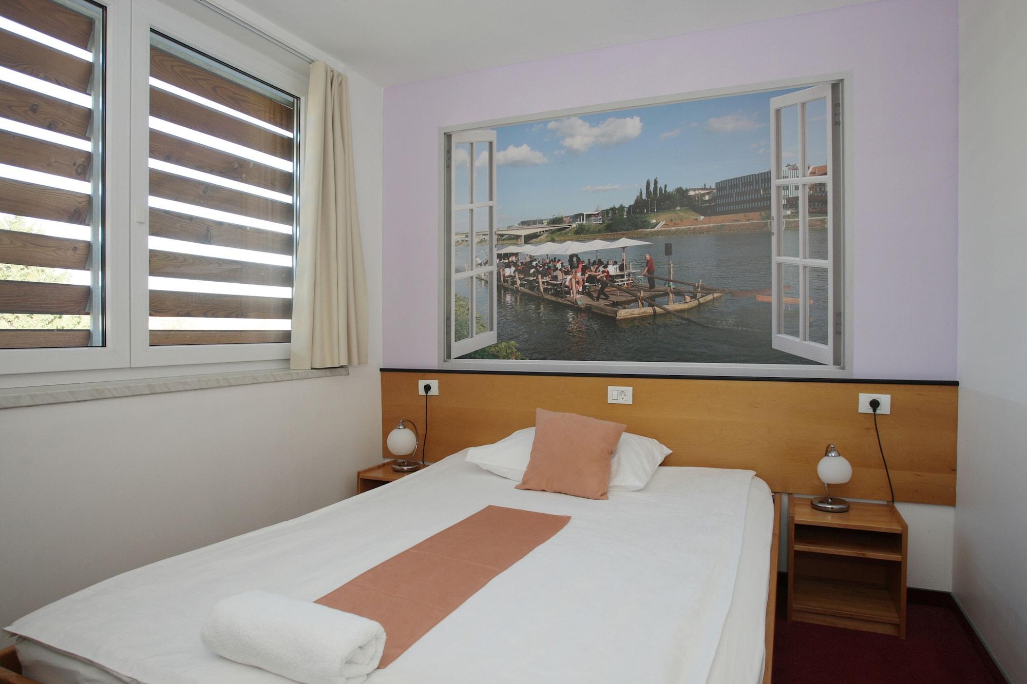 Hotel Tabor Maribor Ngoại thất bức ảnh