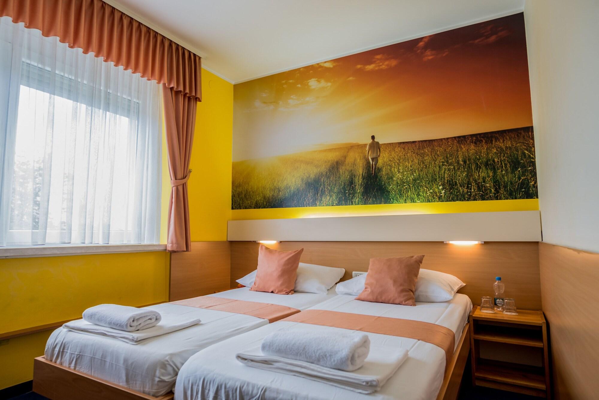 Hotel Tabor Maribor Ngoại thất bức ảnh